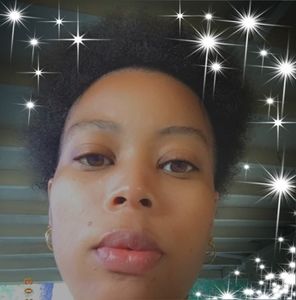 Meet your Posher, Latoya